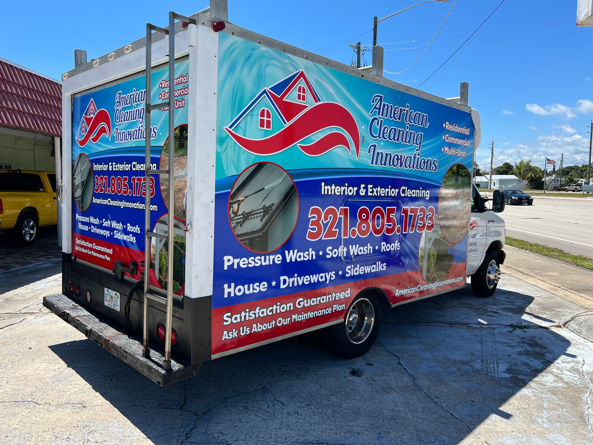 Custom commercial box truck graphics by Wrap Giants