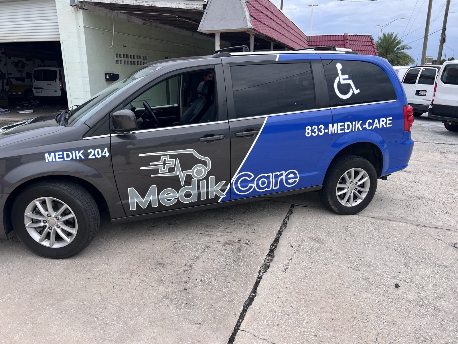 MedikCare transport van branding