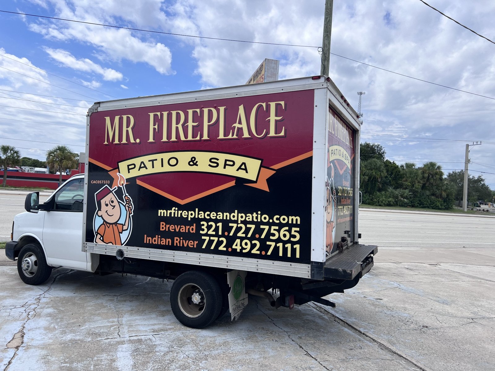 Mr. Fireplace Patio & Spa box-truck graphics