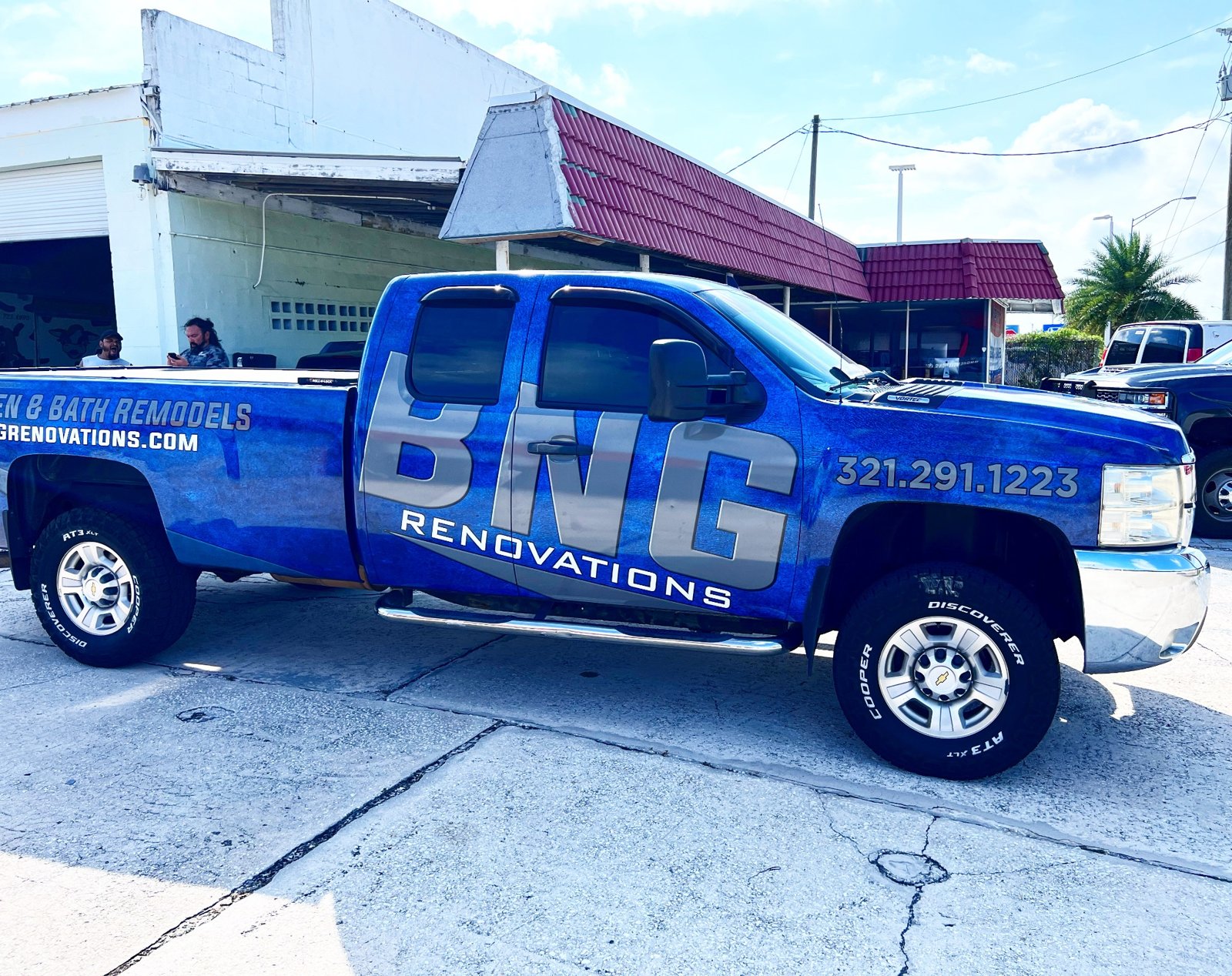 Renovation company pickup graphics