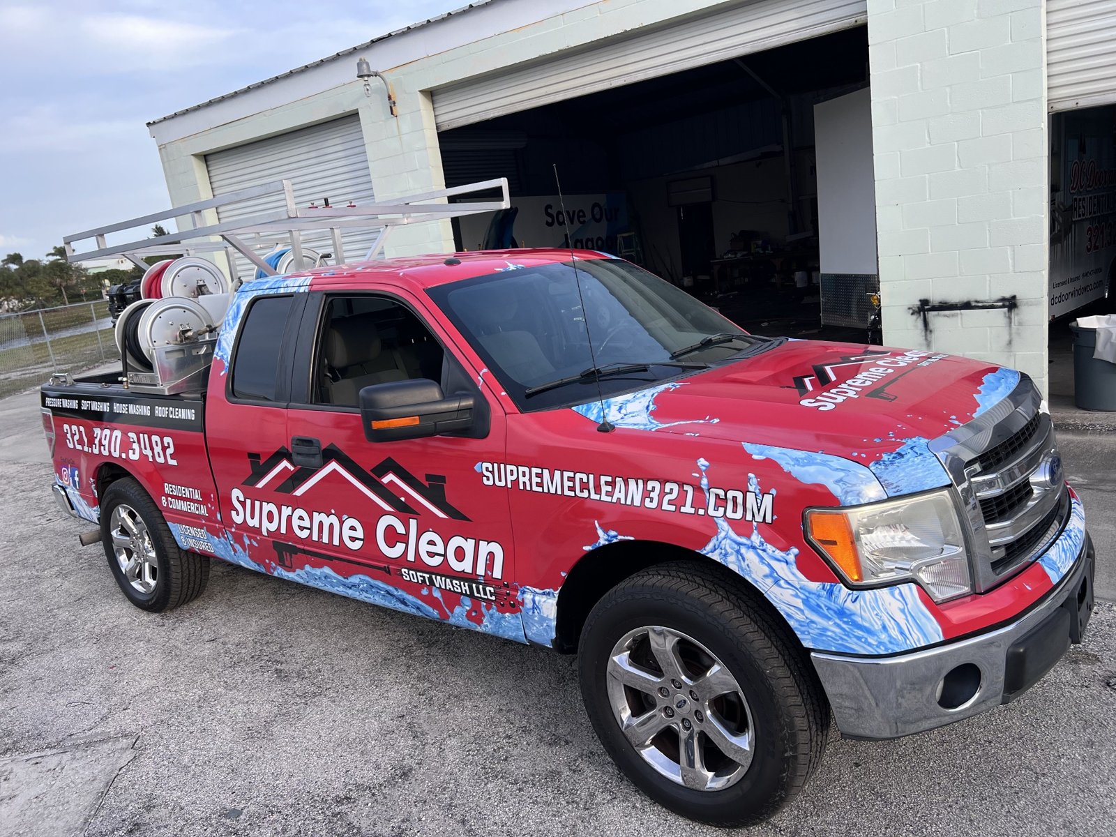 Supreme Clean pickup graphics