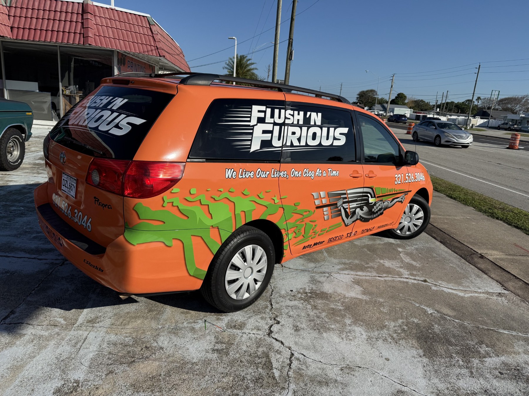Commercial SUV wrap by Wrap Giants